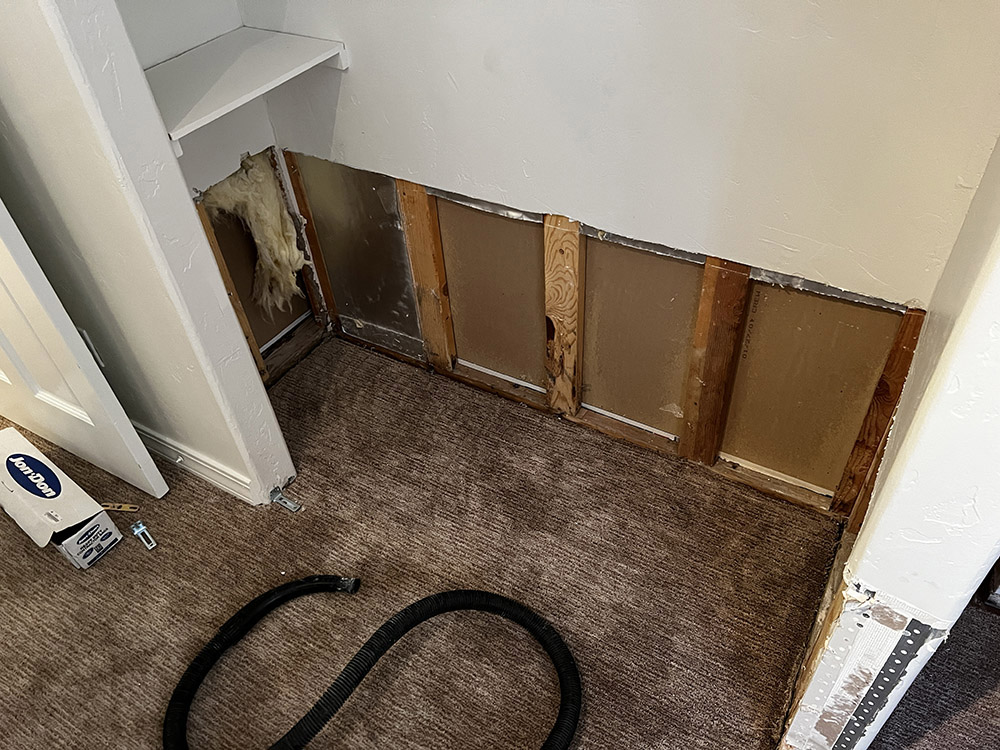 Water-Damage-Cleanup-Aspen-12 Water Damage Aspen - Restoration, Repair and Cleanup Services