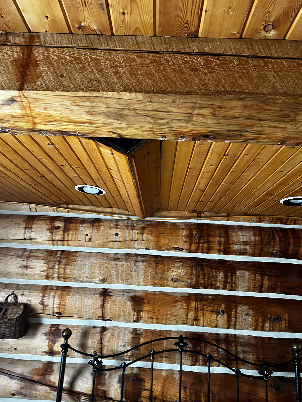 Water-Damage-Cleanup-Aspen-7 Water Damage Aspen - Restoration, Repair and Cleanup Services